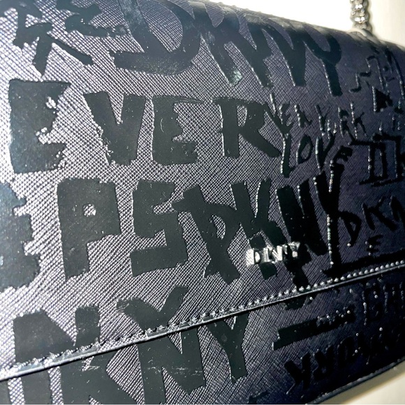 DKNY Sina MD Flap Shoulder Bag Crossbody Handbag with Embossed Logo Graffiti - Picture 5 of 7